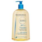 Portéger her skin in the shower with the ultra-nourishing and soothing shower oil properties of the dermatological laboratory Bioderma