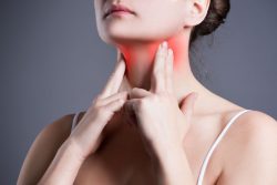 Naturheilkundliche Beratung zur Vorbeugung oder Linderung von Halsschmerzen