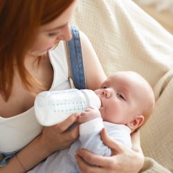Hoe de tepelvorm van de babyfles te kiezen?