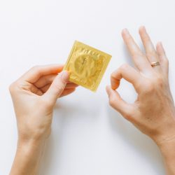 Cómo elegir condones sin látex en caso de alergia