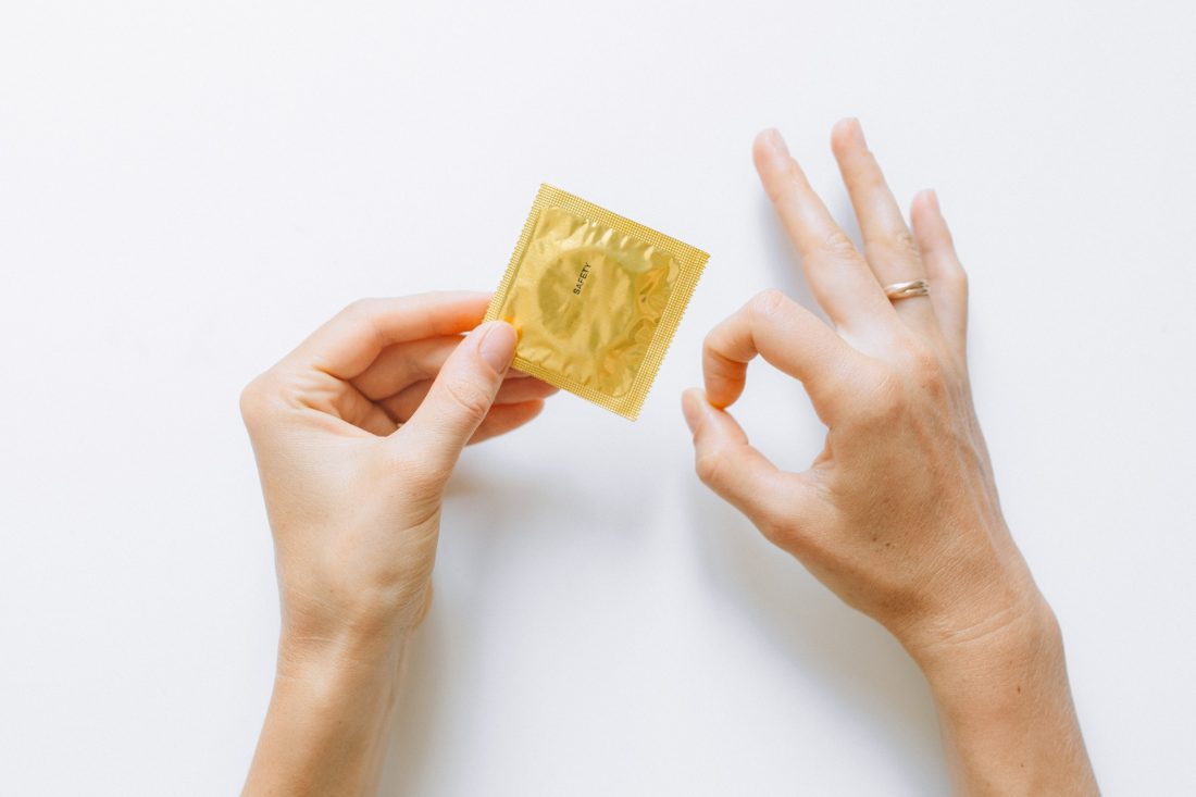 Como escolher preservativos sem látex em caso de alergia