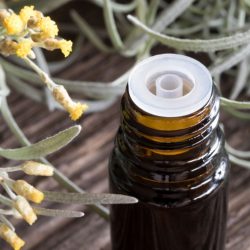 What are the benefits of Italian helichrysum?