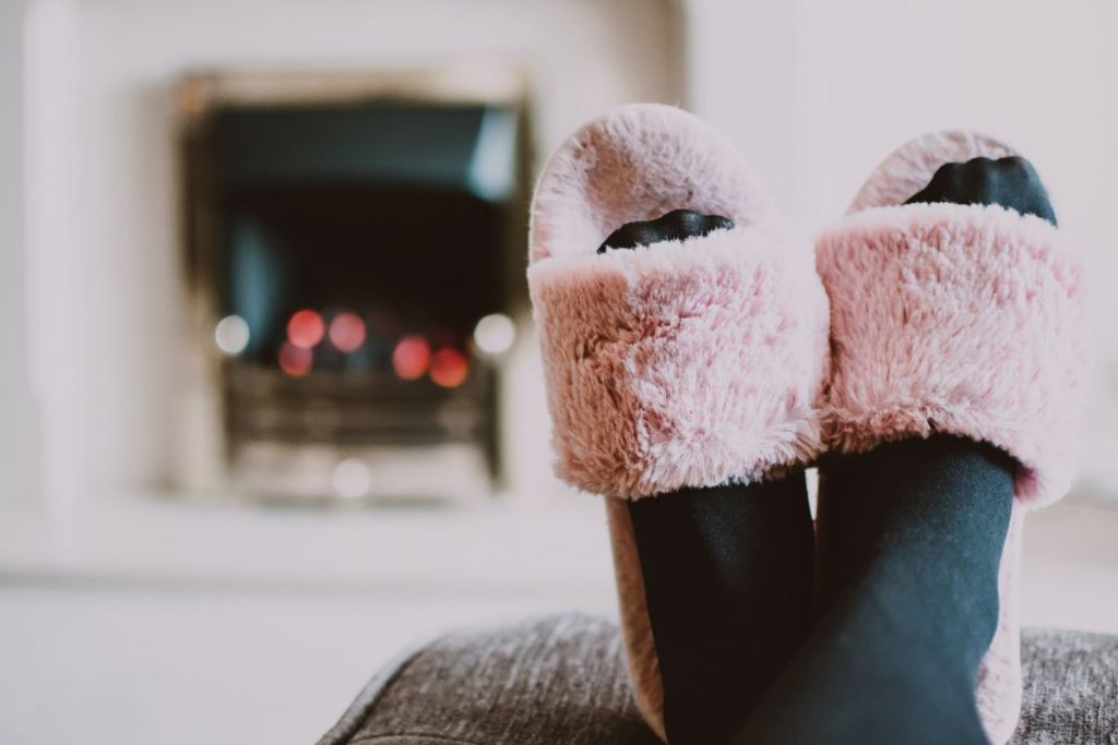 Garder ses pieds au chaud tout en les hydratant cet hiver
