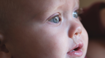 Tout savoir de l'homéopathie pour soulager le rhume de bébé